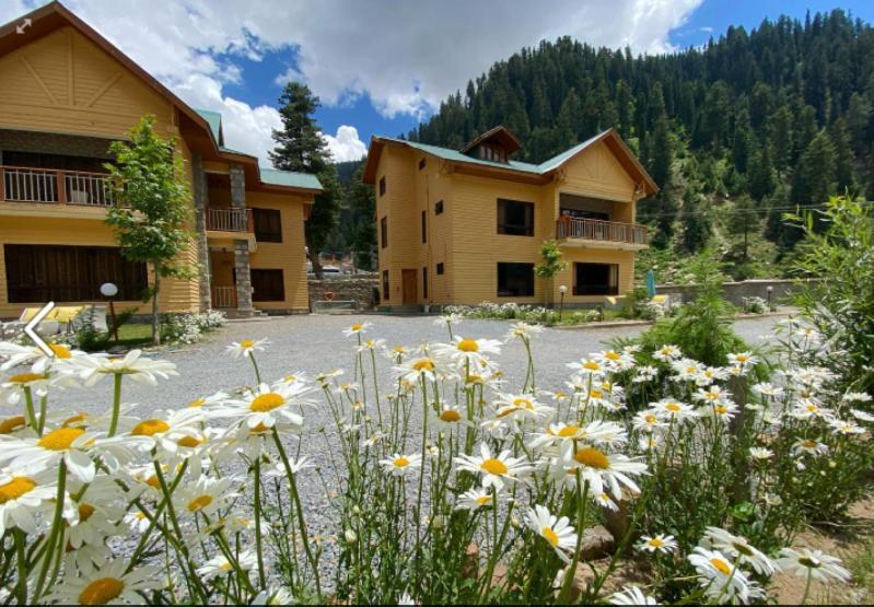 Trout Lodge Naran Exterior photo